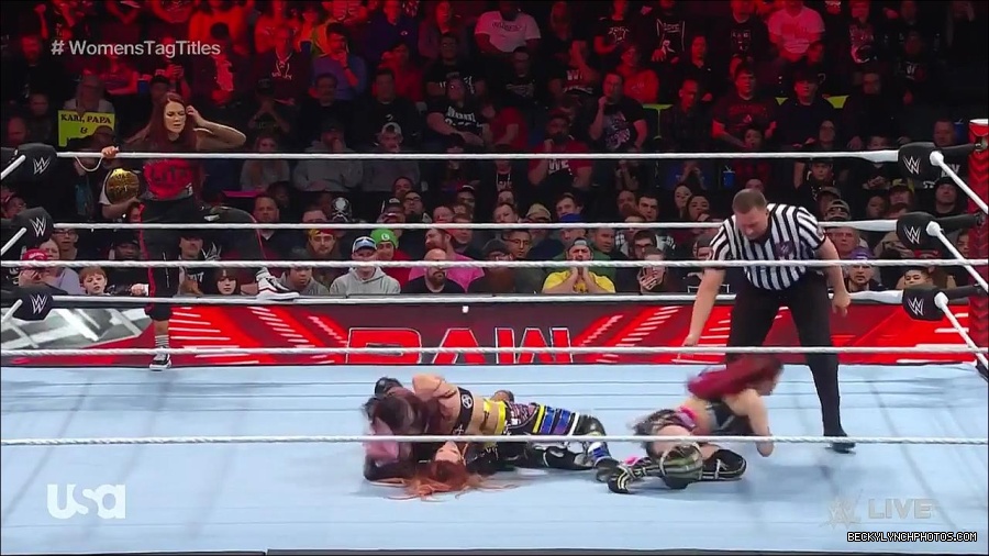 WWE_Monday_Night_Raw_2023_02_27_720p_HDTV_x264-NWCHD_mp4_007223895.jpg