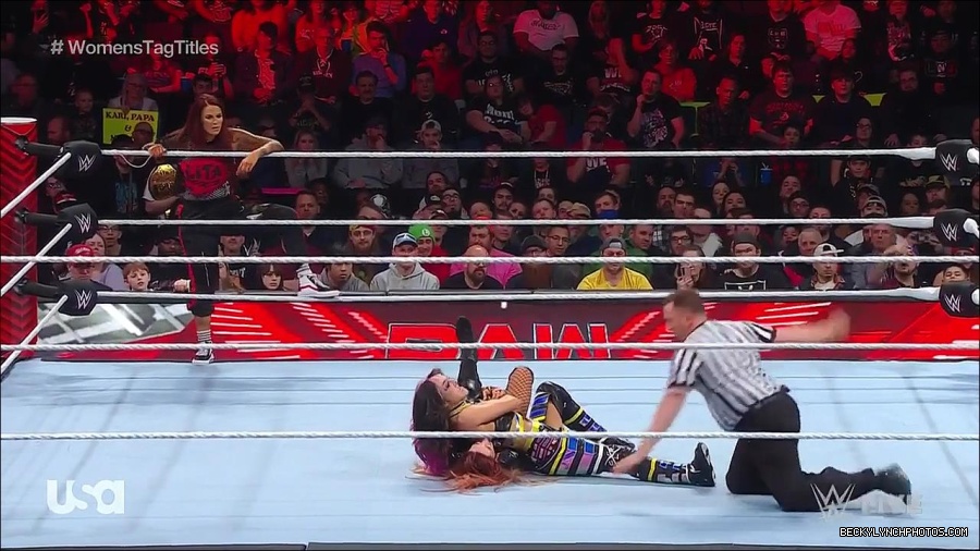 WWE_Monday_Night_Raw_2023_02_27_720p_HDTV_x264-NWCHD_mp4_007225897.jpg
