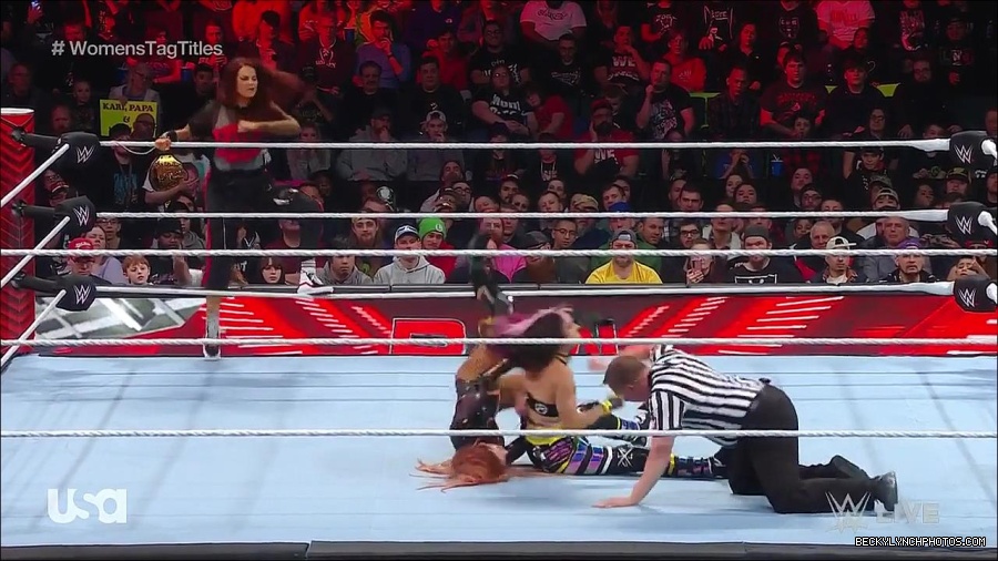 WWE_Monday_Night_Raw_2023_02_27_720p_HDTV_x264-NWCHD_mp4_007227899.jpg