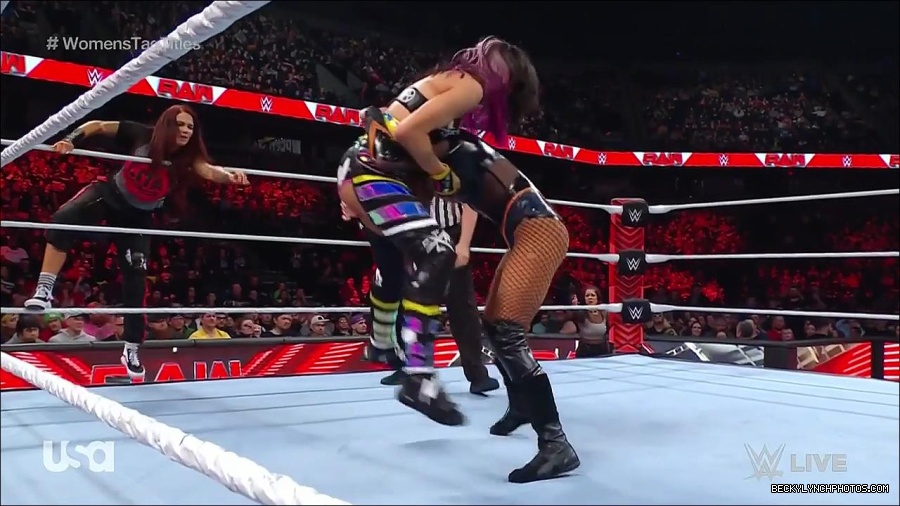 WWE_Monday_Night_Raw_2023_02_27_720p_HDTV_x264-NWCHD_mp4_007250722.jpg