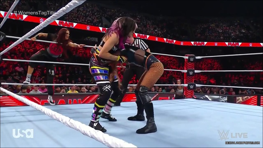 WWE_Monday_Night_Raw_2023_02_27_720p_HDTV_x264-NWCHD_mp4_007251523.jpg