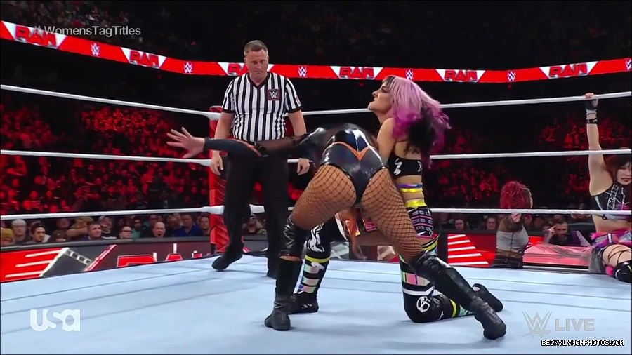 WWE_Monday_Night_Raw_2023_02_27_720p_HDTV_x264-NWCHD_mp4_007273545.jpg