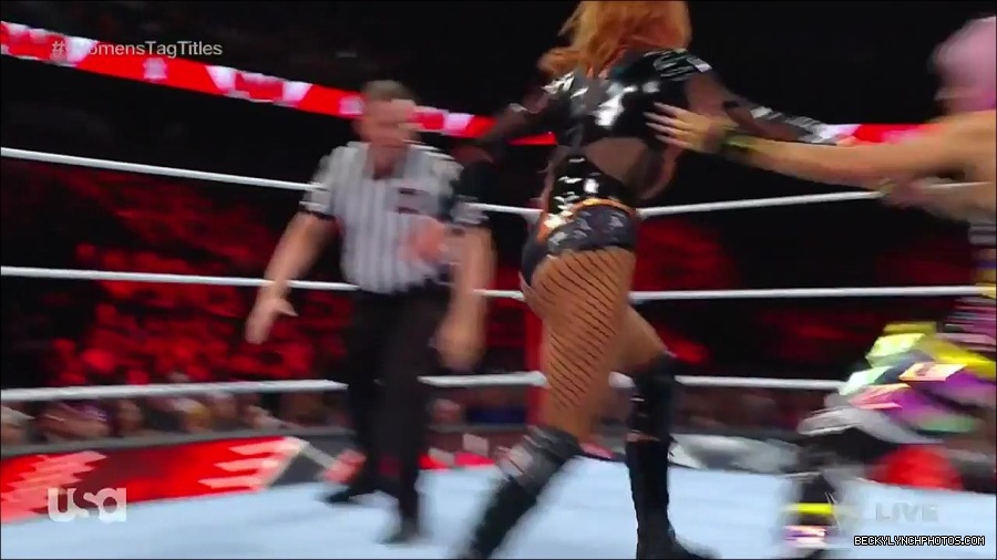 WWE_Monday_Night_Raw_2023_02_27_720p_HDTV_x264-NWCHD_mp4_007286358.jpg