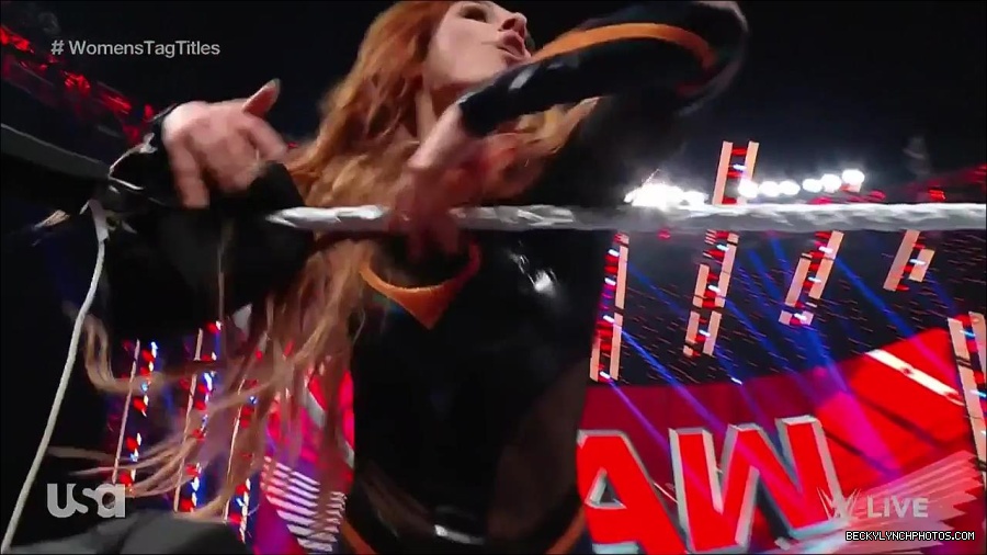 WWE_Monday_Night_Raw_2023_02_27_720p_HDTV_x264-NWCHD_mp4_007287959.jpg