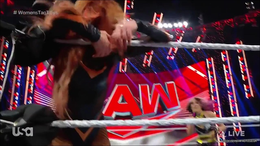 WWE_Monday_Night_Raw_2023_02_27_720p_HDTV_x264-NWCHD_mp4_007288360.jpg