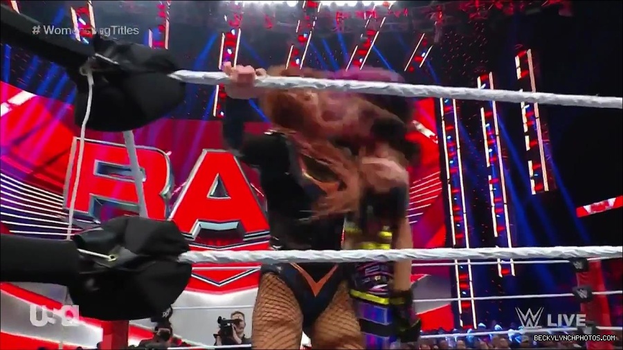 WWE_Monday_Night_Raw_2023_02_27_720p_HDTV_x264-NWCHD_mp4_007289161.jpg
