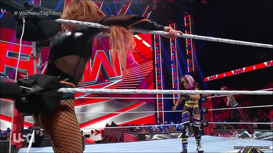WWE_Monday_Night_Raw_2023_02_27_720p_HDTV_x264-NWCHD_mp4_007291963.jpg