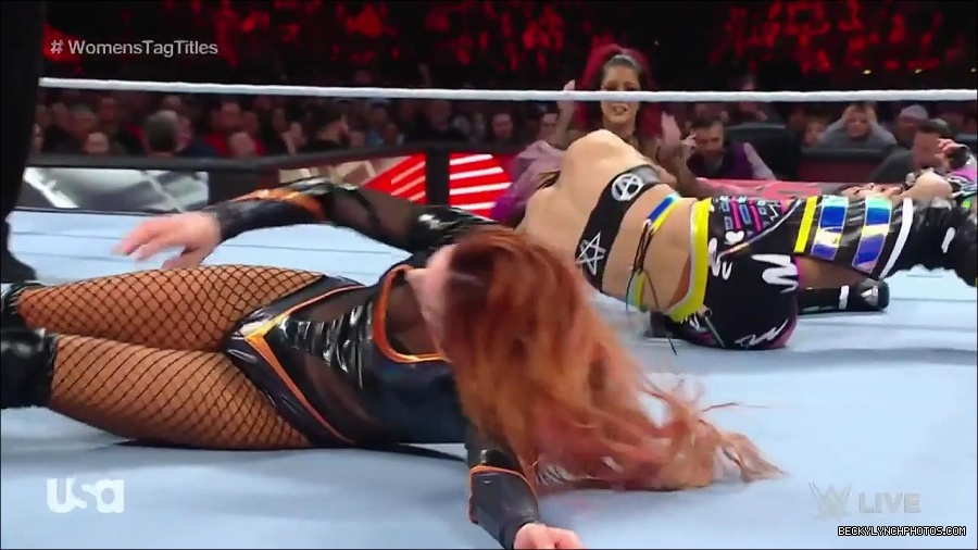 WWE_Monday_Night_Raw_2023_02_27_720p_HDTV_x264-NWCHD_mp4_007294366.jpg