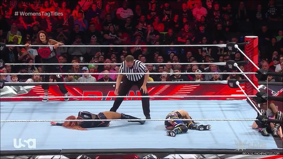 WWE_Monday_Night_Raw_2023_02_27_720p_HDTV_x264-NWCHD_mp4_007295567.jpg