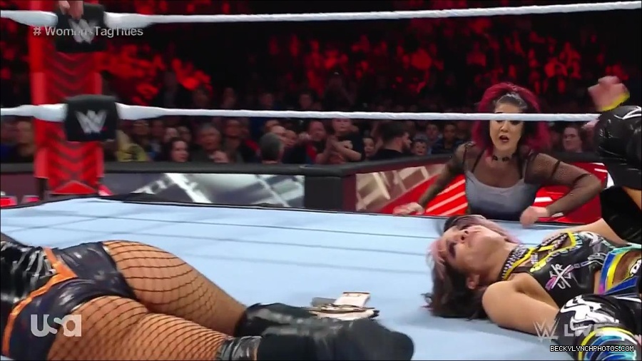 WWE_Monday_Night_Raw_2023_02_27_720p_HDTV_x264-NWCHD_mp4_007305577.jpg