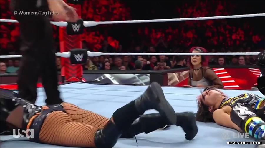 WWE_Monday_Night_Raw_2023_02_27_720p_HDTV_x264-NWCHD_mp4_007305977.jpg