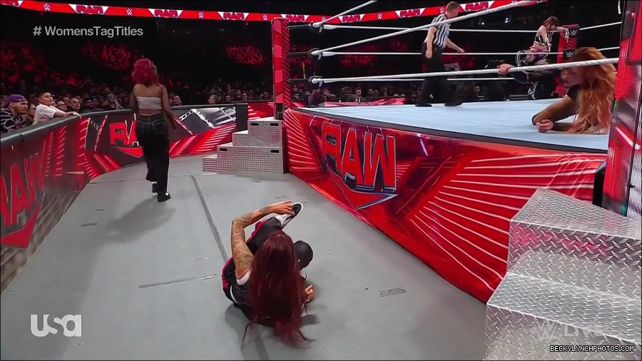 WWE_Monday_Night_Raw_2023_02_27_720p_HDTV_x264-NWCHD_mp4_007313985.jpg