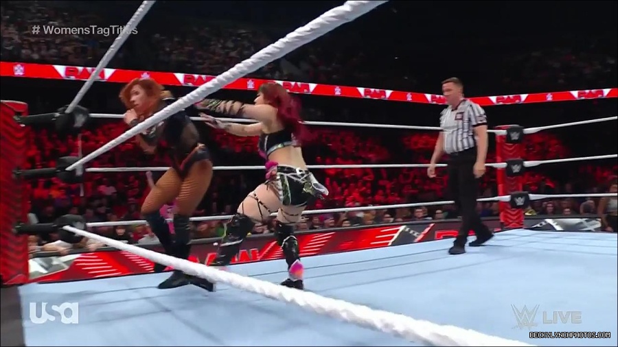 WWE_Monday_Night_Raw_2023_02_27_720p_HDTV_x264-NWCHD_mp4_007318790.jpg