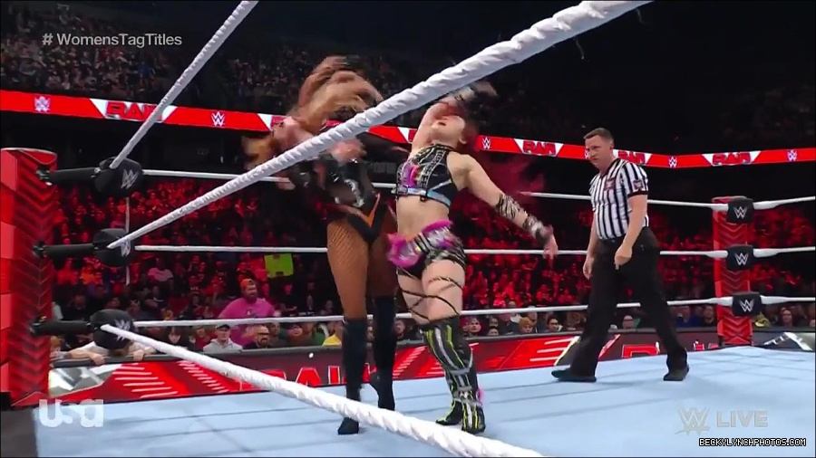 WWE_Monday_Night_Raw_2023_02_27_720p_HDTV_x264-NWCHD_mp4_007320392.jpg