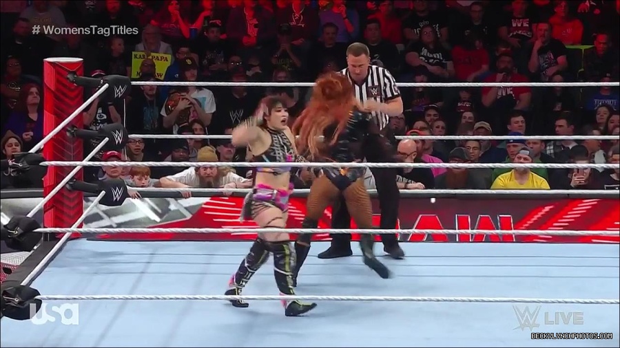 WWE_Monday_Night_Raw_2023_02_27_720p_HDTV_x264-NWCHD_mp4_007321993.jpg