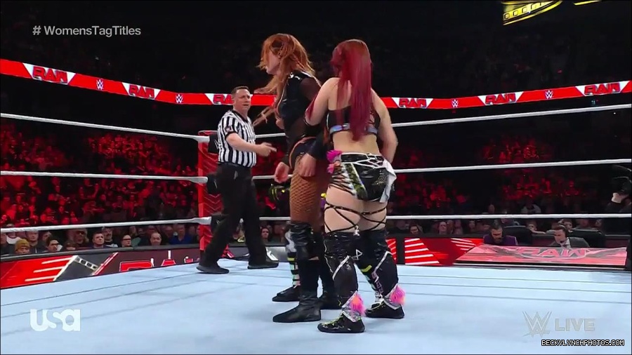 WWE_Monday_Night_Raw_2023_02_27_720p_HDTV_x264-NWCHD_mp4_007324796.jpg