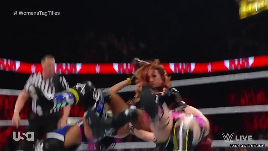 WWE_Monday_Night_Raw_2023_02_27_720p_HDTV_x264-NWCHD_mp4_007328400.jpg