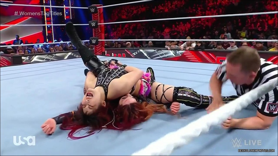 WWE_Monday_Night_Raw_2023_02_27_720p_HDTV_x264-NWCHD_mp4_007333605.jpg