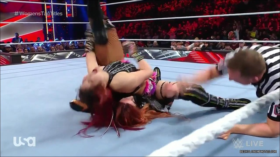 WWE_Monday_Night_Raw_2023_02_27_720p_HDTV_x264-NWCHD_mp4_007334406.jpg