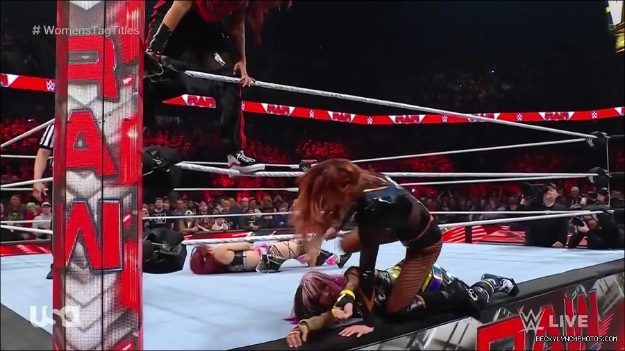 WWE_Monday_Night_Raw_2023_02_27_720p_HDTV_x264-NWCHD_mp4_007465570.jpg