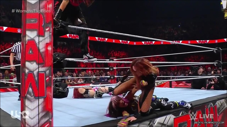 WWE_Monday_Night_Raw_2023_02_27_720p_HDTV_x264-NWCHD_mp4_007465970.jpg