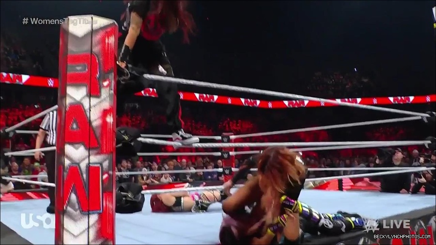 WWE_Monday_Night_Raw_2023_02_27_720p_HDTV_x264-NWCHD_mp4_007466371.jpg