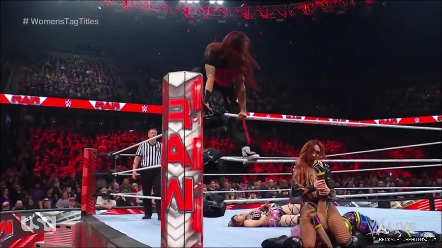 WWE_Monday_Night_Raw_2023_02_27_720p_HDTV_x264-NWCHD_mp4_007469174.jpg