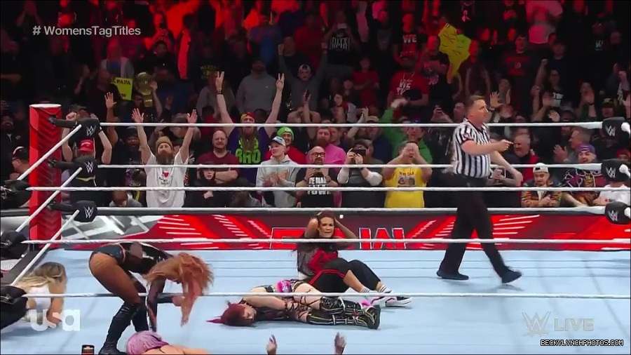WWE_Monday_Night_Raw_2023_02_27_720p_HDTV_x264-NWCHD_mp4_007478383.jpg