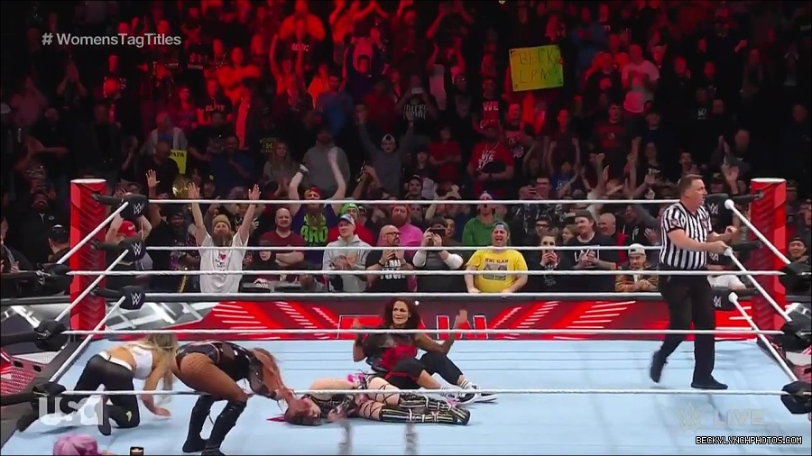 WWE_Monday_Night_Raw_2023_02_27_720p_HDTV_x264-NWCHD_mp4_007479184.jpg