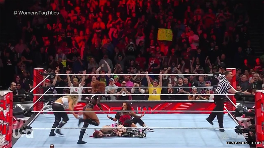 WWE_Monday_Night_Raw_2023_02_27_720p_HDTV_x264-NWCHD_mp4_007479984.jpg