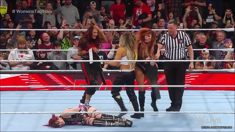 WWE_Monday_Night_Raw_2023_02_27_720p_HDTV_x264-NWCHD_mp4_007493998.jpg