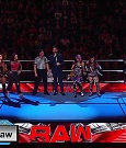 WWE_Monday_Night_Raw_2023_02_27_720p_HDTV_x264-NWCHD_mp4_006798570.jpg