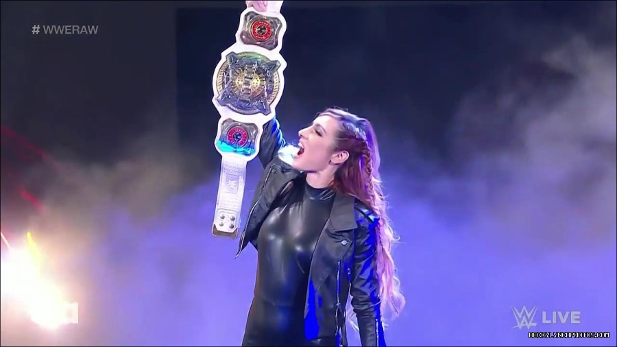 WWE_Monday_Night_Raw_2023_03_06_720p_HDTV_x264-NWCHD_mp4_007048886.jpg