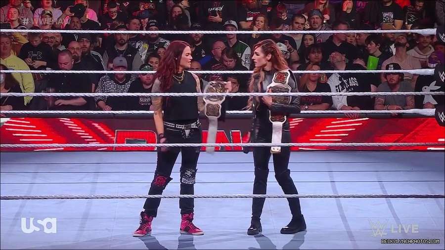 WWE_Monday_Night_Raw_2023_03_06_720p_HDTV_x264-NWCHD_mp4_007141779.jpg