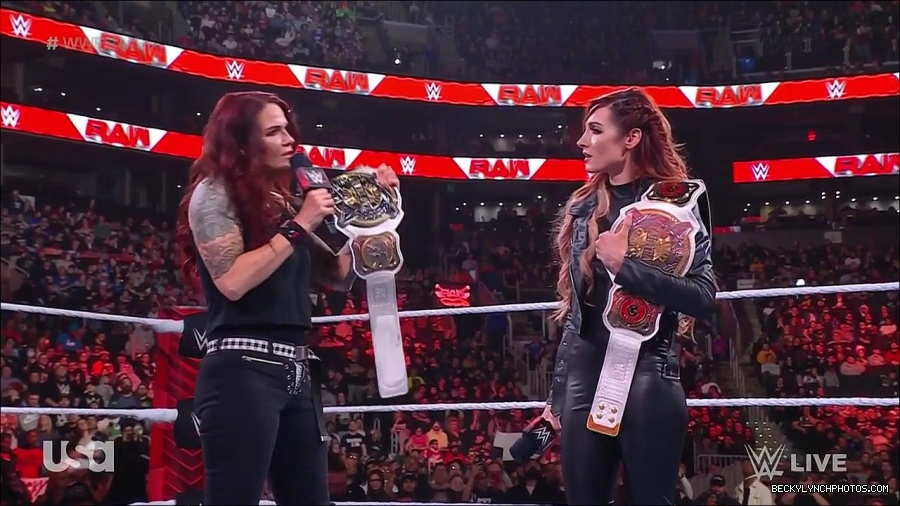 WWE_Monday_Night_Raw_2023_03_06_720p_HDTV_x264-NWCHD_mp4_007151389.jpg