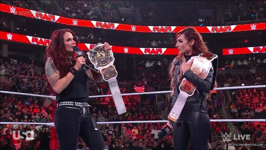 WWE_Monday_Night_Raw_2023_03_06_720p_HDTV_x264-NWCHD_mp4_007151789.jpg
