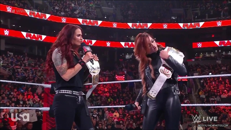 WWE_Monday_Night_Raw_2023_03_06_720p_HDTV_x264-NWCHD_mp4_007152590.jpg