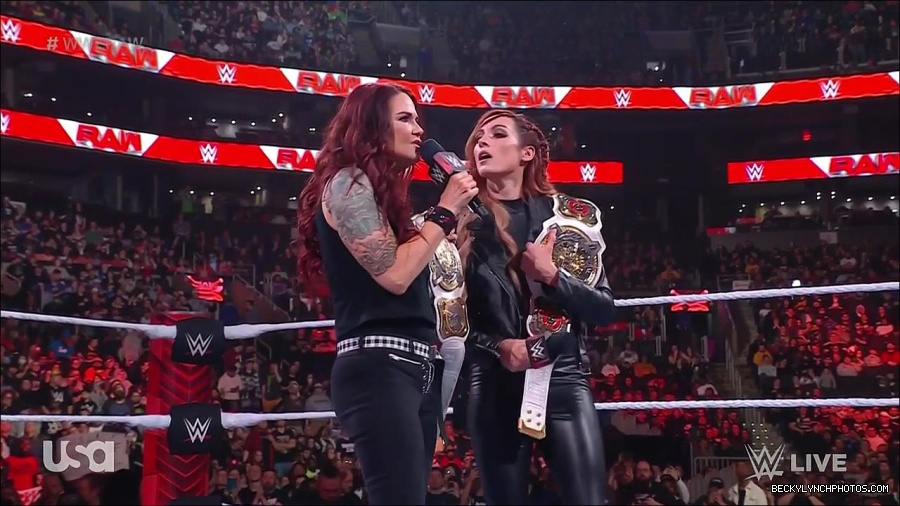 WWE_Monday_Night_Raw_2023_03_06_720p_HDTV_x264-NWCHD_mp4_007153391.jpg