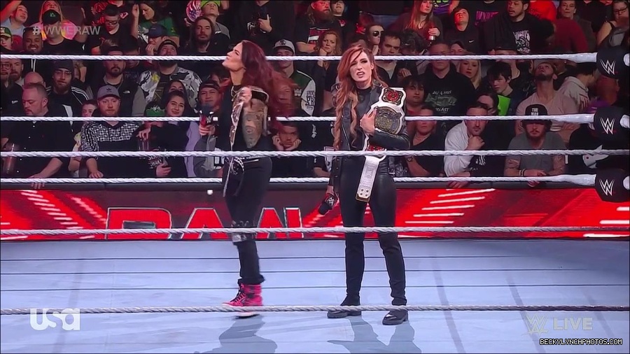 WWE_Monday_Night_Raw_2023_03_06_720p_HDTV_x264-NWCHD_mp4_007159397.jpg