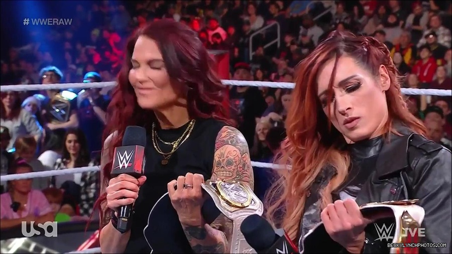 WWE_Monday_Night_Raw_2023_03_06_720p_HDTV_x264-NWCHD_mp4_007170608.jpg