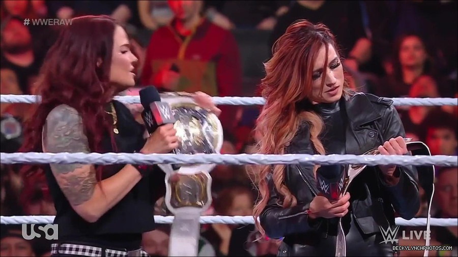 WWE_Monday_Night_Raw_2023_03_06_720p_HDTV_x264-NWCHD_mp4_007172610.jpg