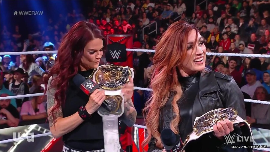WWE_Monday_Night_Raw_2023_03_06_720p_HDTV_x264-NWCHD_mp4_007176614.jpg