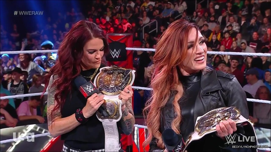 WWE_Monday_Night_Raw_2023_03_06_720p_HDTV_x264-NWCHD_mp4_007177014.jpg