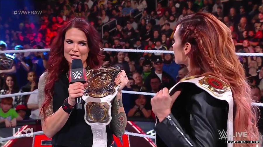 WWE_Monday_Night_Raw_2023_03_06_720p_HDTV_x264-NWCHD_mp4_007190628.jpg