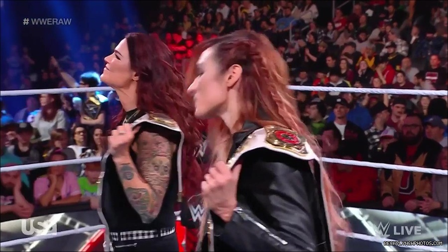 WWE_Monday_Night_Raw_2023_03_06_720p_HDTV_x264-NWCHD_mp4_007202640.jpg