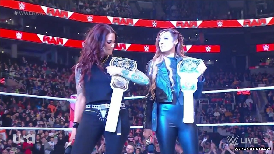 WWE_Monday_Night_Raw_2023_03_06_720p_HDTV_x264-NWCHD_mp4_007223060.jpg