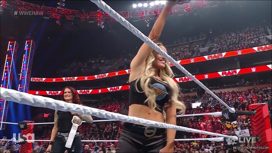WWE_Monday_Night_Raw_2023_03_06_720p_HDTV_x264-NWCHD_mp4_007240678.jpg
