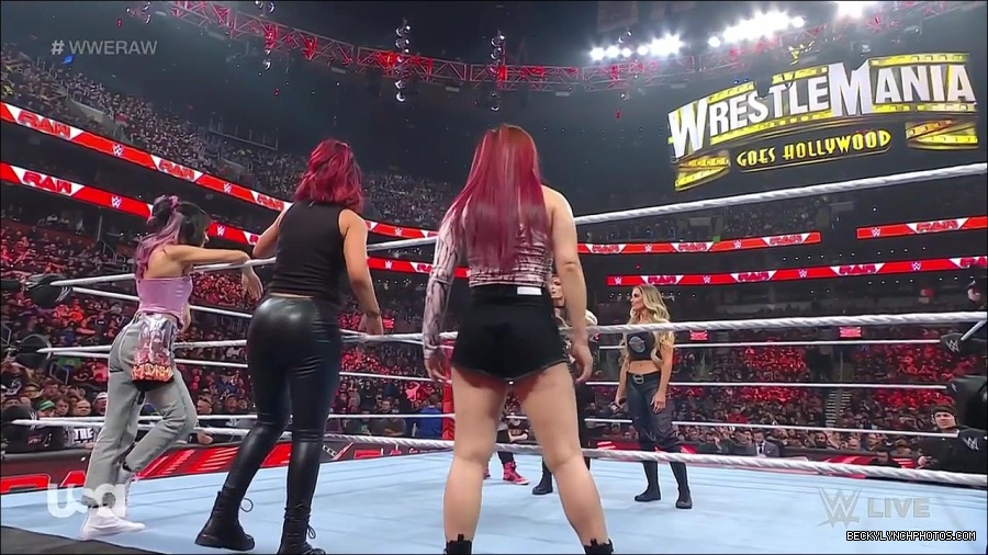 WWE_Monday_Night_Raw_2023_03_06_720p_HDTV_x264-NWCHD_mp4_007299937.jpg