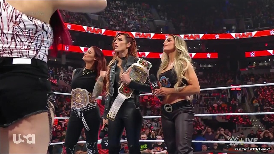 WWE_Monday_Night_Raw_2023_03_06_720p_HDTV_x264-NWCHD_mp4_007305142.jpg