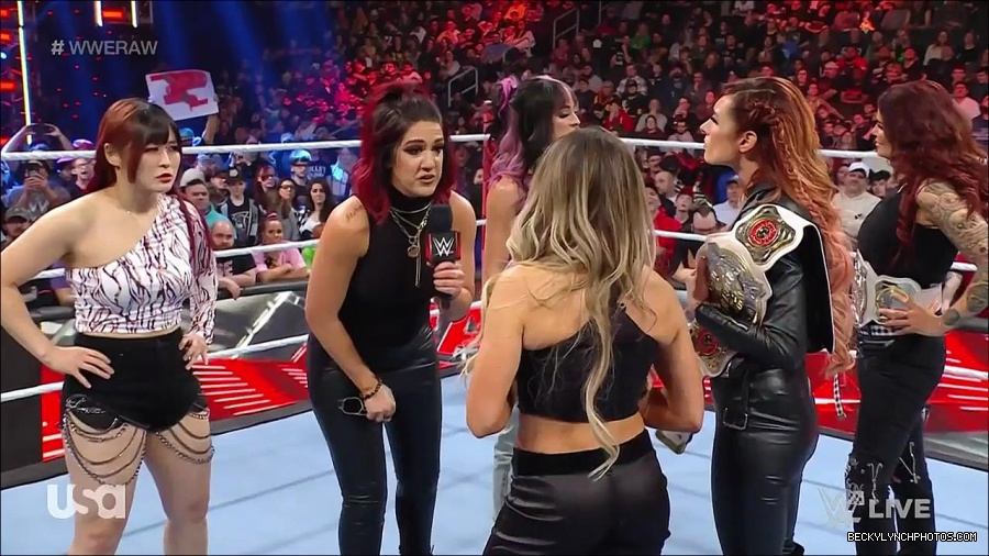 WWE_Monday_Night_Raw_2023_03_06_720p_HDTV_x264-NWCHD_mp4_007313551.jpg